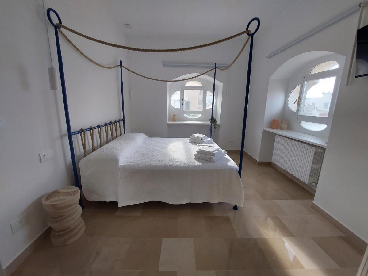 Palazzo Accinni B&B Monopoli Luaran gambar